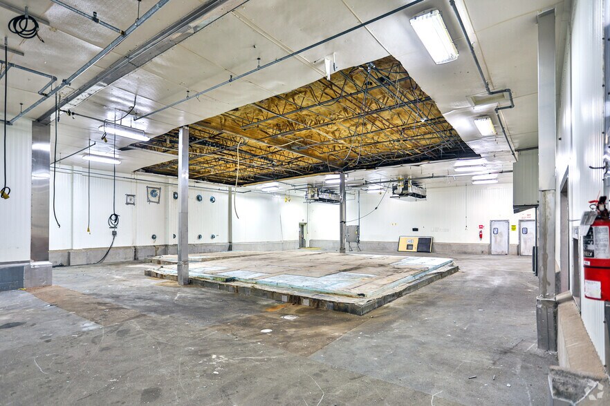 More Photos Of 212 Nuway Packing Dr, Forest City Food Processing For Sale