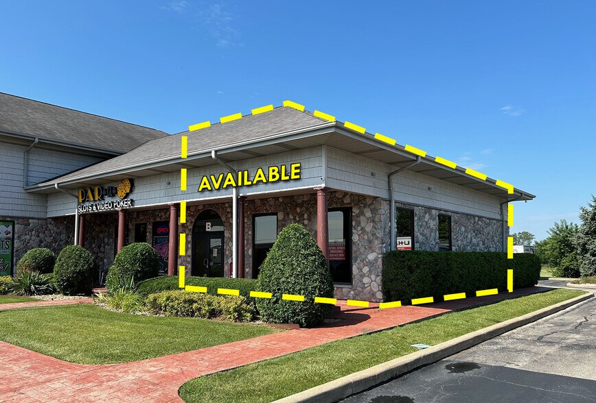 More Photos Of 24600 Route 52, Manhattan Storefront For Lease