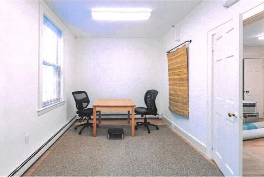 More Photos Of 190 Hanover St, Lebanon Medical For Lease