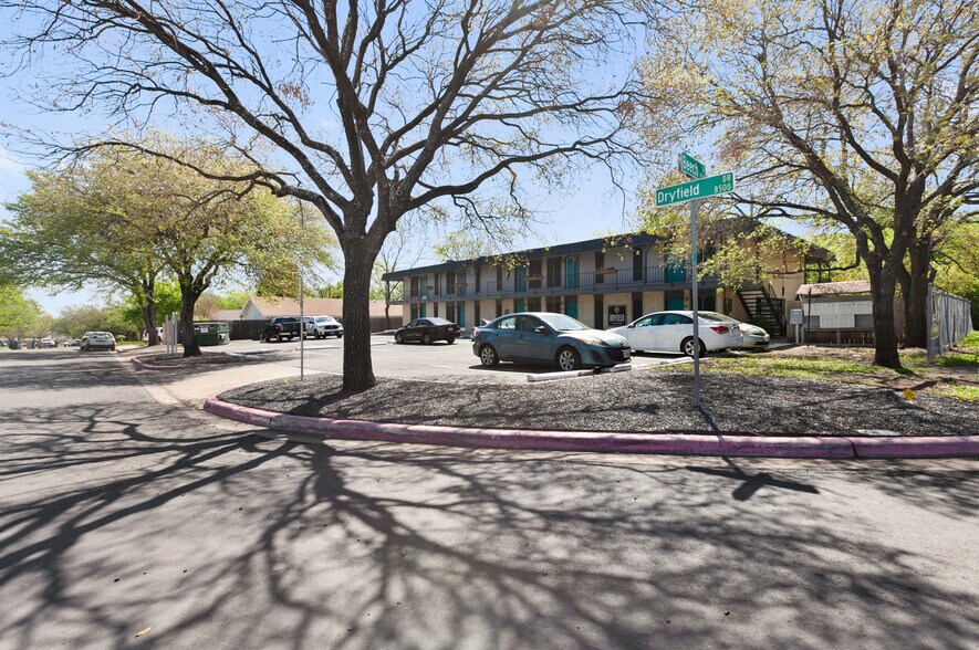 More Photos Of , Austin Multifamily For Sale