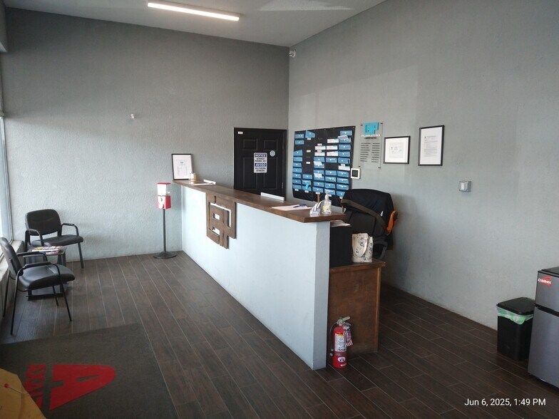More Photos Of 1301 W Waters Ave, Tampa Auto Repair For Sale