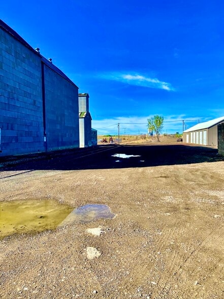 More Photos Of 108 4th Avenue Southwest, Conrad Land For Sale