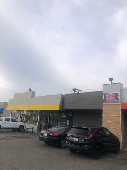 Primary Photo Of 504 Manneheim Rd, Bellwood Storefront For Lease