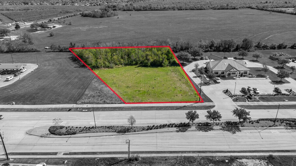 More Photos Of Eagle Dr, Mont Belvieu Land For Sale