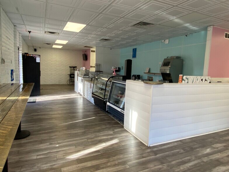 More Photos Of 3015 Youngfield St, Golden Restaurant For Lease