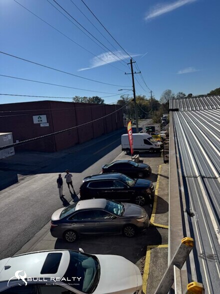 More Photos Of 406 Fourth Ave, Dalton Manufacturing For Lease