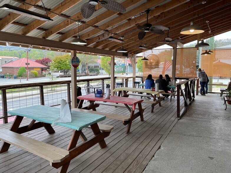 More Photos Of 61 Depot St, Bryson City Restaurant For Sale