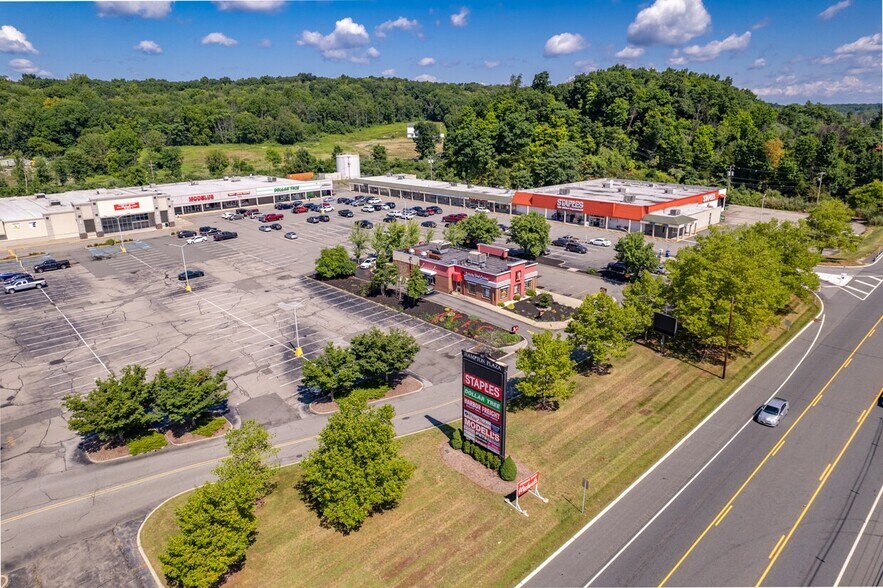 Primary Photo Of 17-27 Hampton House Rd, Newton Unknown For Lease
