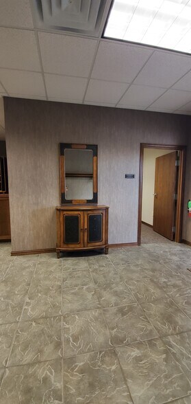 More Photos Of 626 W Main St, Fairfield Lodge Meeting Hall For Sale