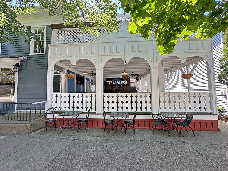 Primary Photo Of 202 Butler St, Saugatuck Restaurant For Sale