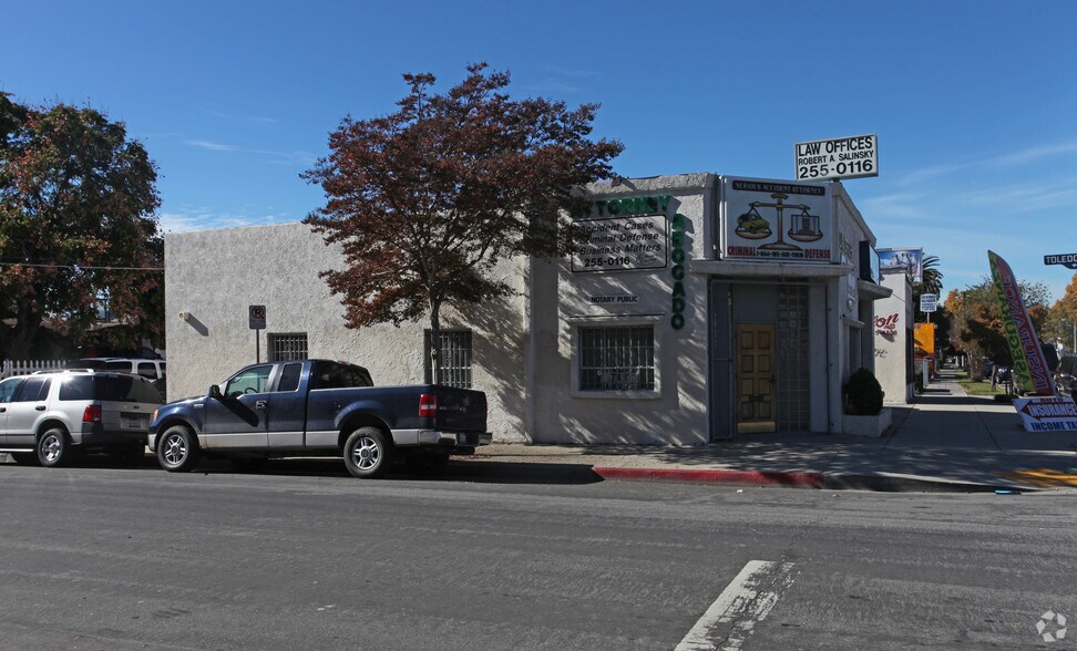 More Photos Of 5840 York Blvd, Los Angeles Office For Sale