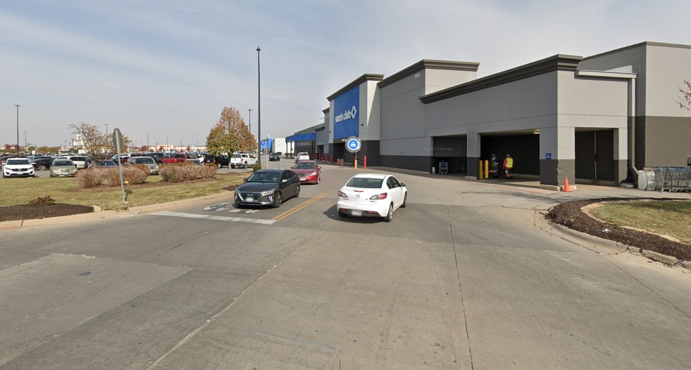 More Photos Of Metro Dr & 35th Ave, Council Bluffs Land For Sale