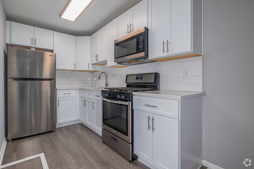 More Photos Of 4400-4418 Walnut St, Philadelphia Apartments For Sale