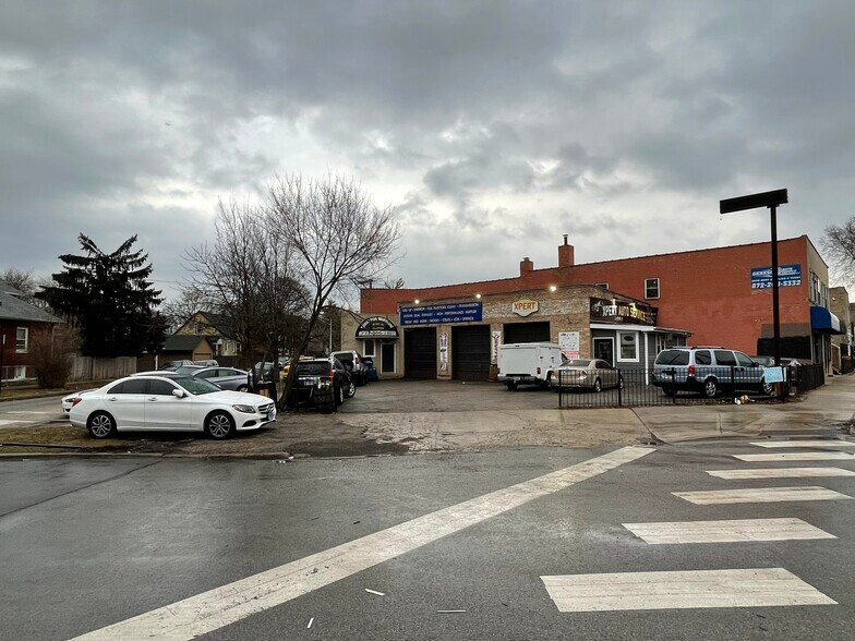 More Photos Of 4185 N Elston Ave, Chicago Auto Repair For Lease