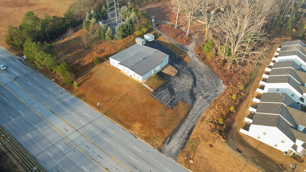 More Photos Of 103 N Highway 25 Byp, Greenville Warehouse For Sale