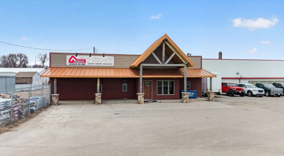 More Photos Of 1190 Main St S, Sauk Centre Storefront For Sale