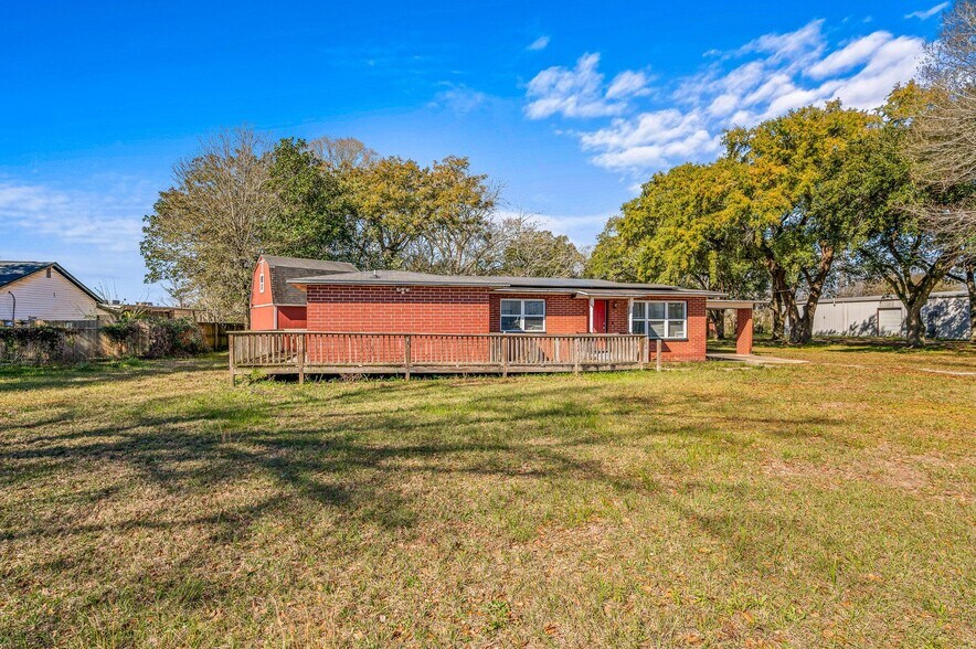 More Photos Of 9225 N Palafox St, Pensacola Office Residential For Sale