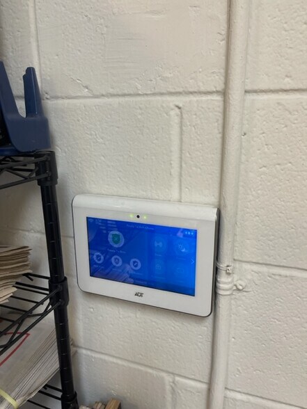 More Photos Of 7219-7223 Melrose Ave, Los Angeles Storefront For Lease