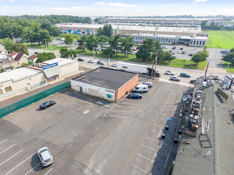 More Photos Of 2719-2745 Comly Rd, Philadelphia Office For Sale