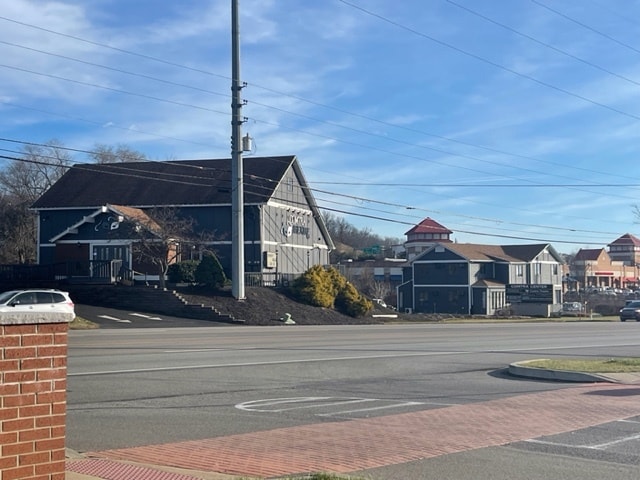 More Photos Of 20540 Us-19, Cranberry Township Unknown For Lease