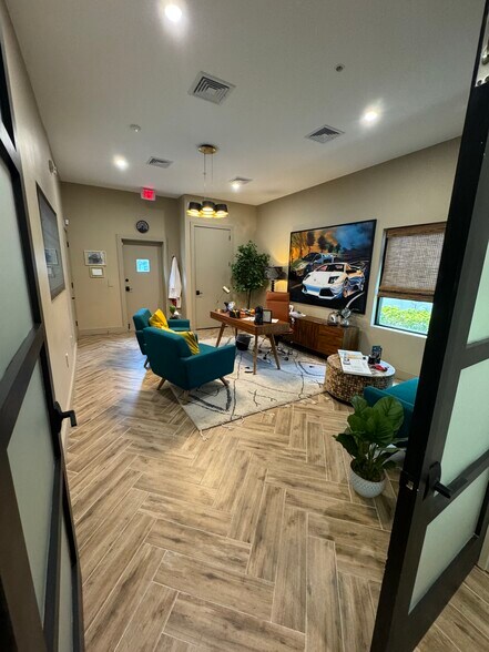 More Photos Of 2700 Immokalee Rd, Naples General Retail For Lease