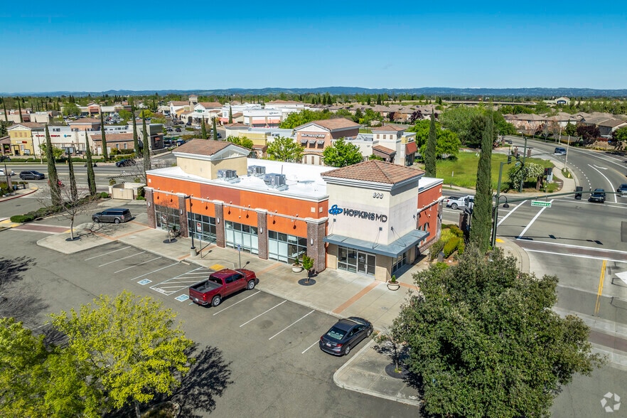 More Photos Of 890 Groveland Ave, Lincoln Freestanding For Lease