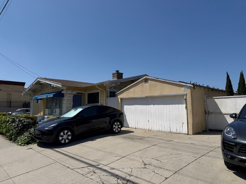 More Photos Of 14517-14525 Prairie Ave, Lawndale Office Residential For Sale