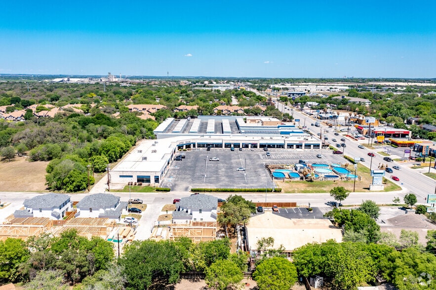 More Photos Of 9323 Perrin Beitel Rd, San Antonio Unknown For Lease
