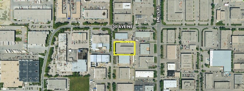More Photos Of 2928 18th St NE, Calgary Warehouse For Lease