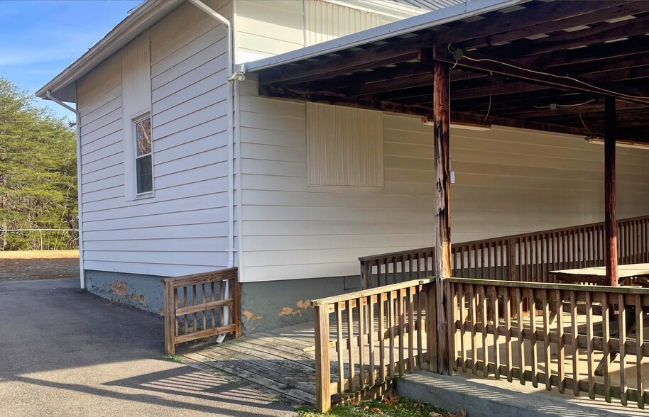 More Photos Of 55 Woodman Rd, Rocky Mount Religious Facility For Sale