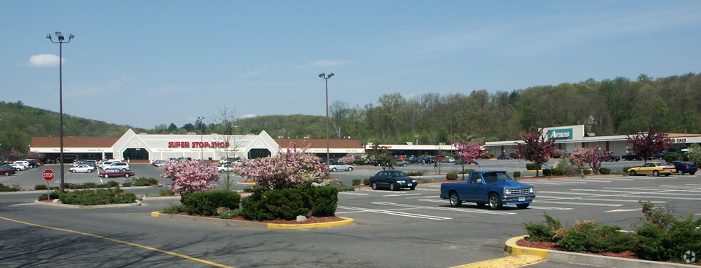 Primary Photo Of 727-820 Rubber Ave, Naugatuck Unknown For Lease