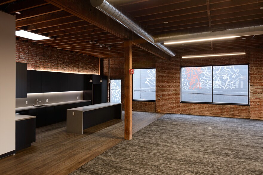 More Photos Of 1714-1720 Franklin St, Oakland Office For Sale
