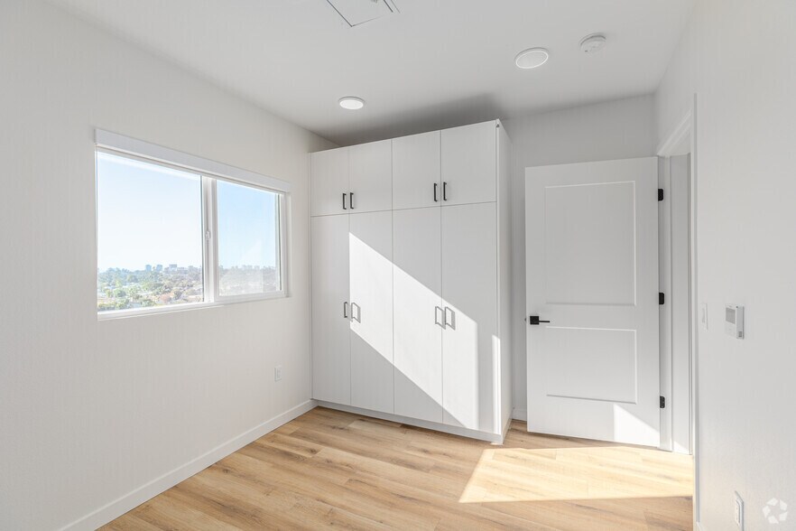 More Photos Of 3943 Oregon St, San Diego Apartments For Sale