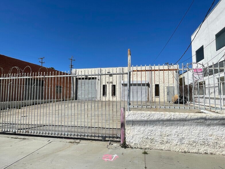 More Photos Of 7313-7315 Ethel Ave, North Hollywood Warehouse For Sale