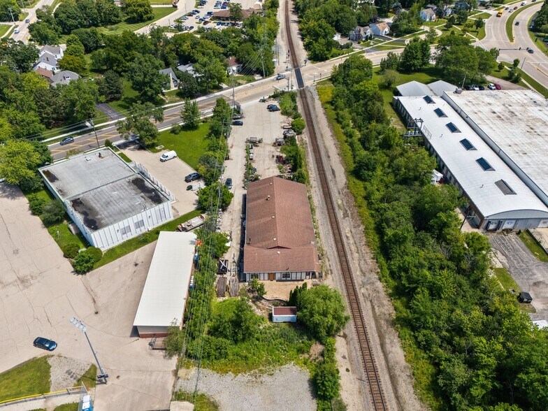 More Photos Of 101 E Main St, Lake Zurich Garden Center For Sale