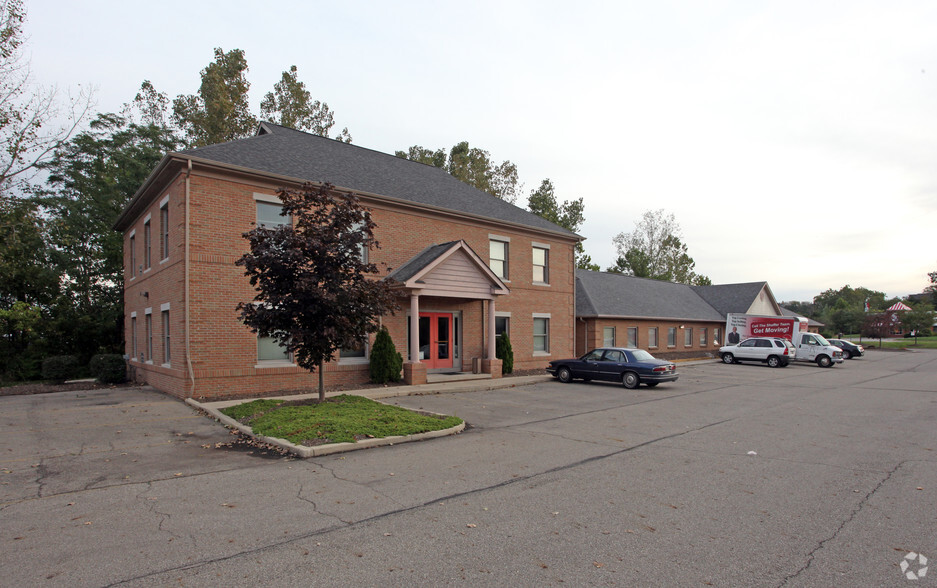 Primary Photo Of 1450 Tussing Rd, Pickerington Office For Sale