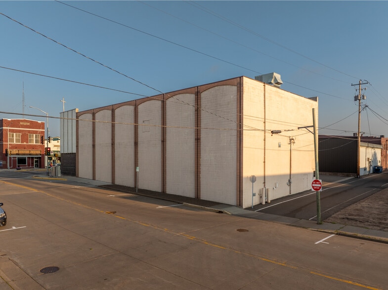 More Photos Of 1 N Main St, Rice Lake Specialty For Sale