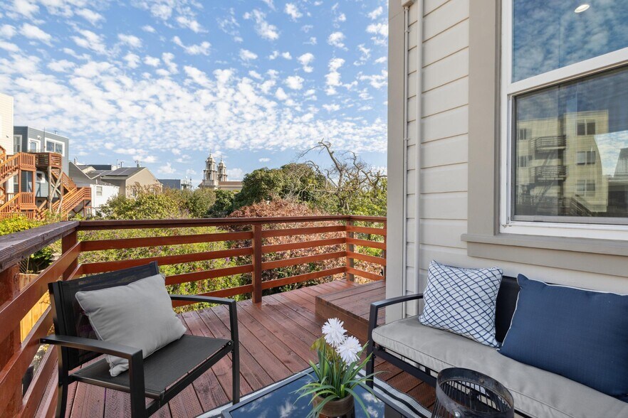 More Photos Of 31-33 Cuvier St, San Francisco Apartments For Sale