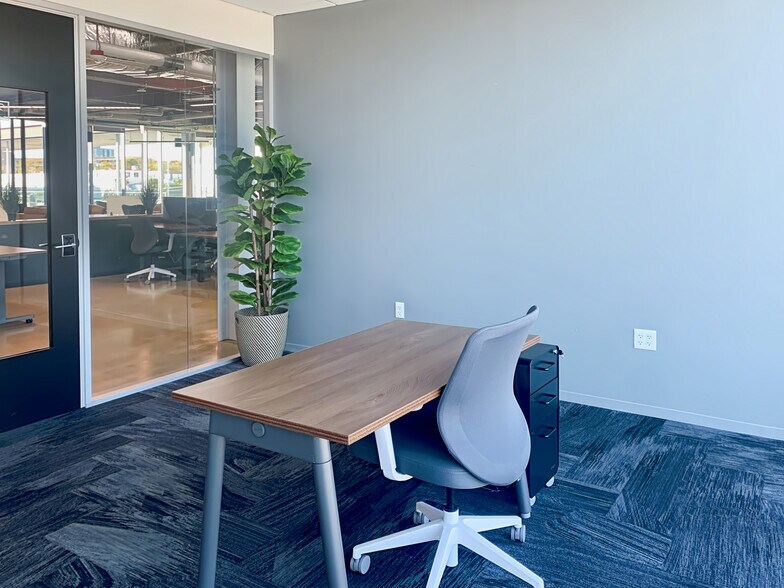 More Photos Of 12358 Parklawn Dr, North Bethesda Coworking Space