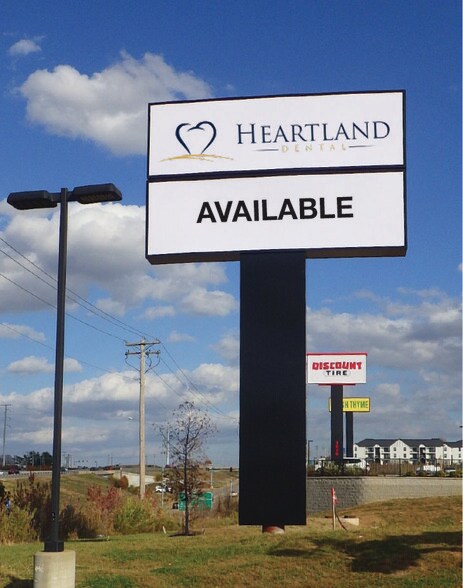 More Photos Of 3646 S Saint Peters Pky, Saint Peters General Retail For Lease