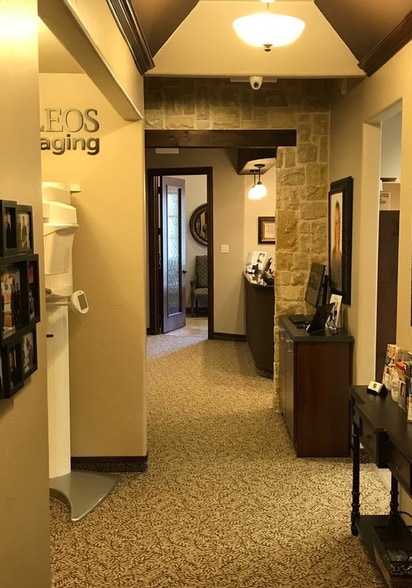 More Photos Of 1020 W Ralph Hall Pky, Rockwall Medical For Lease