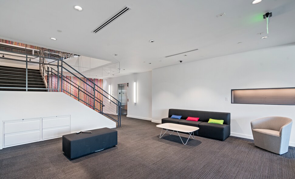 More Photos Of 700 Dresher Rd, Horsham Township Office For Lease