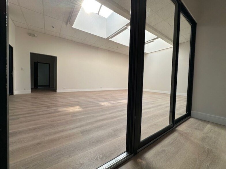 More Photos Of 300 Marquardt Dr, Wheeling Industrial For Sale