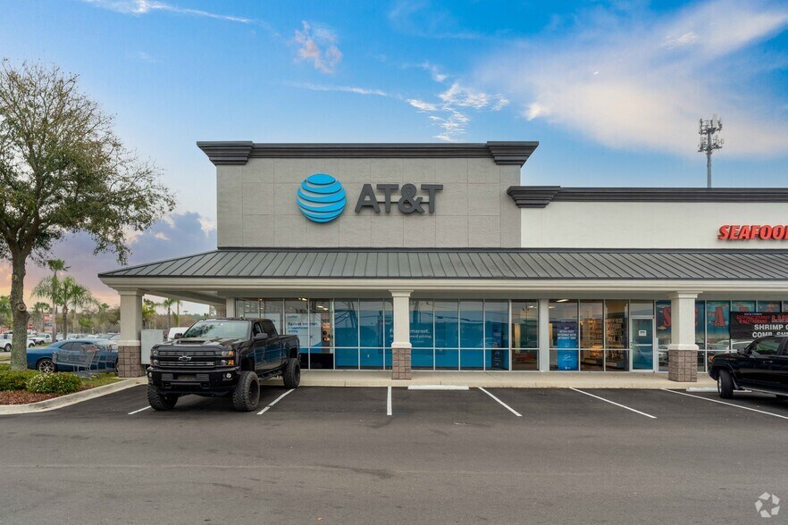 More Photos Of 12220 Atlantic Blvd, Jacksonville General Retail For Lease
