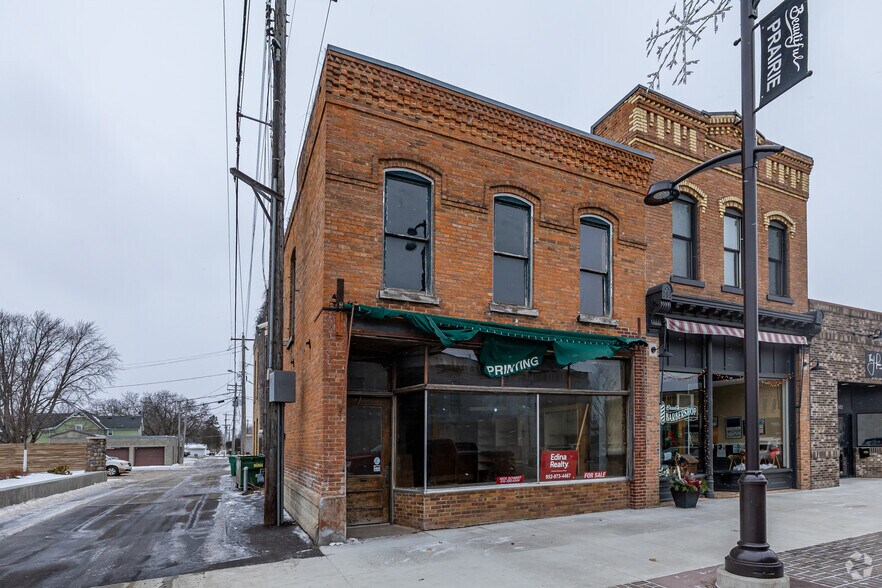 Primary Photo Of 108 Meridian St S, Belle Plaine Storefront Retail Residential For Sale