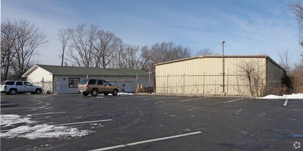 More Photos Of 3900 Indian Ripple Rd, Dayton Warehouse For Lease