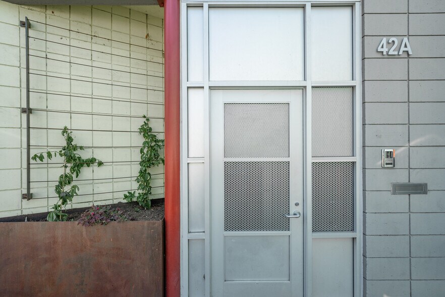 More Photos Of 42 Dore St, San Francisco Office For Lease