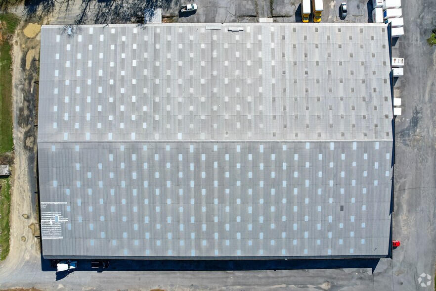 More Photos Of 147 Warehouse St, Weber City Warehouse For Lease