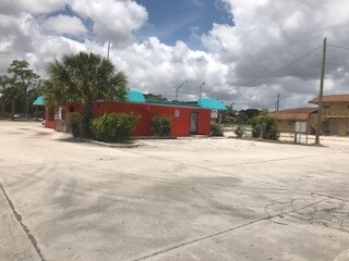 More Photos Of 1410-1412 N 25th St, Fort Pierce Storefront Retail Office For Lease