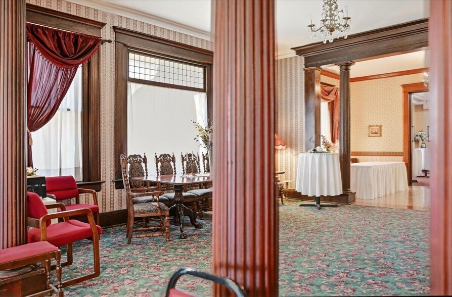 More Photos Of 530 1st Ave, Council Bluffs Lodge Meeting Hall For Sale